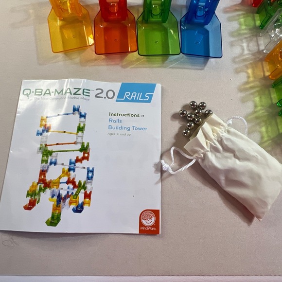 Q-Ba-Maze Marble 2.0 - Rails Builder Set missing OnePiece Of 114 pieces - Picture 8 of 14